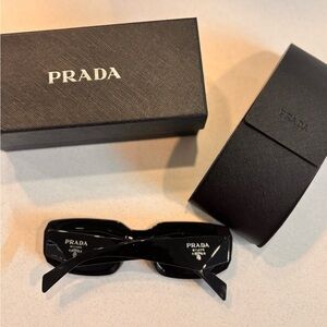 Prada Milano Elegant Black Sunglasses